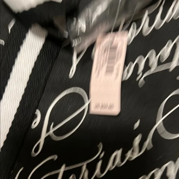 Victoria's Secret Scripted Black and‎ White Tote - Picture 3 of 4